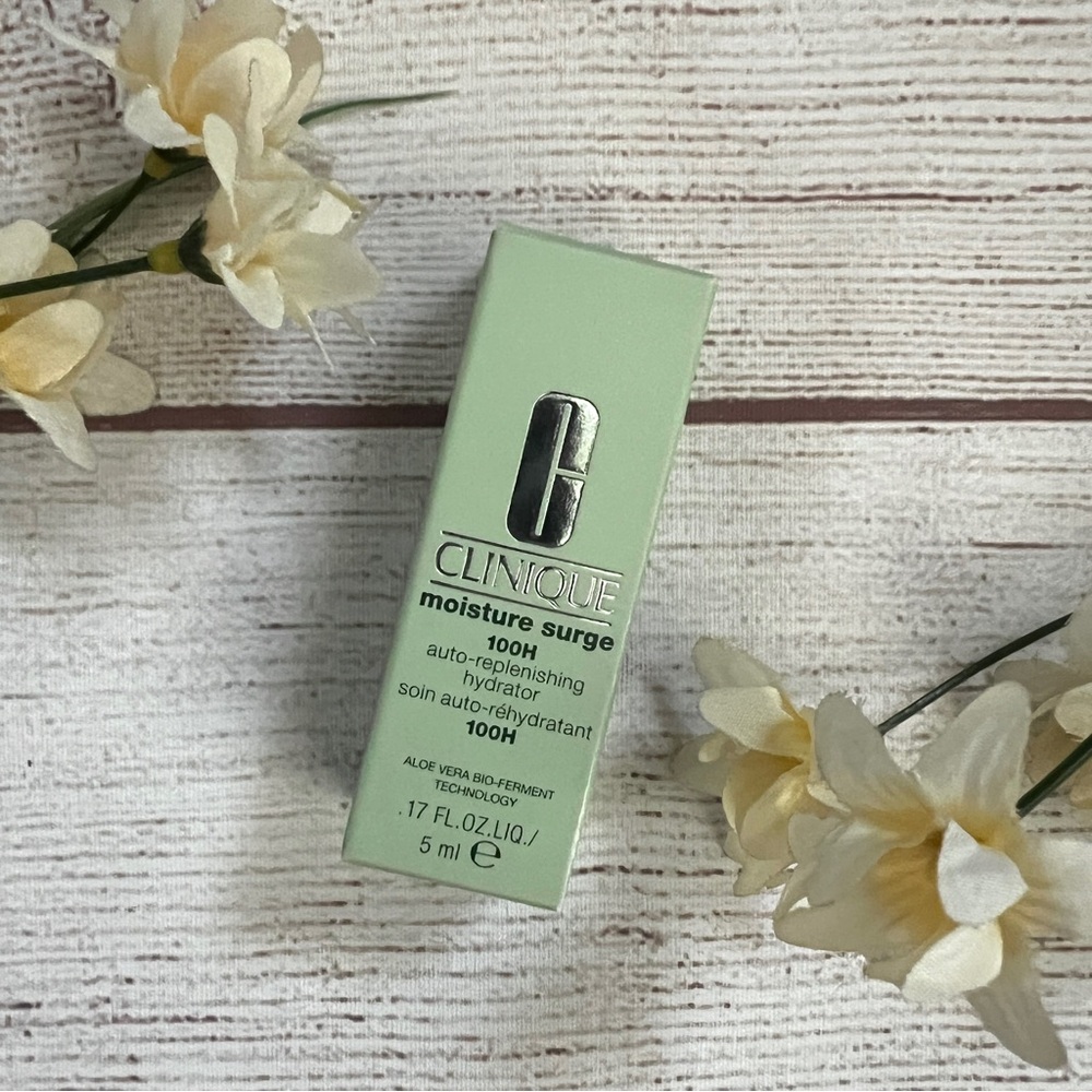 Clinique Moisture Surge 100H Auto-Replenishing Hydrator